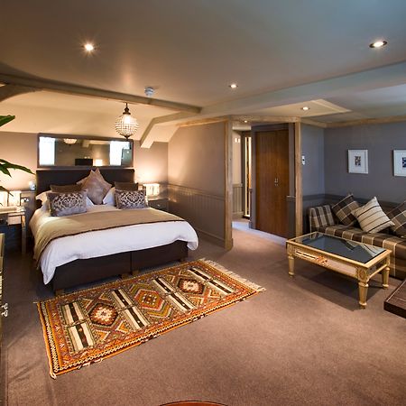 The Farmhouse Hotel And Restaurant Saint Saviour Quarto foto