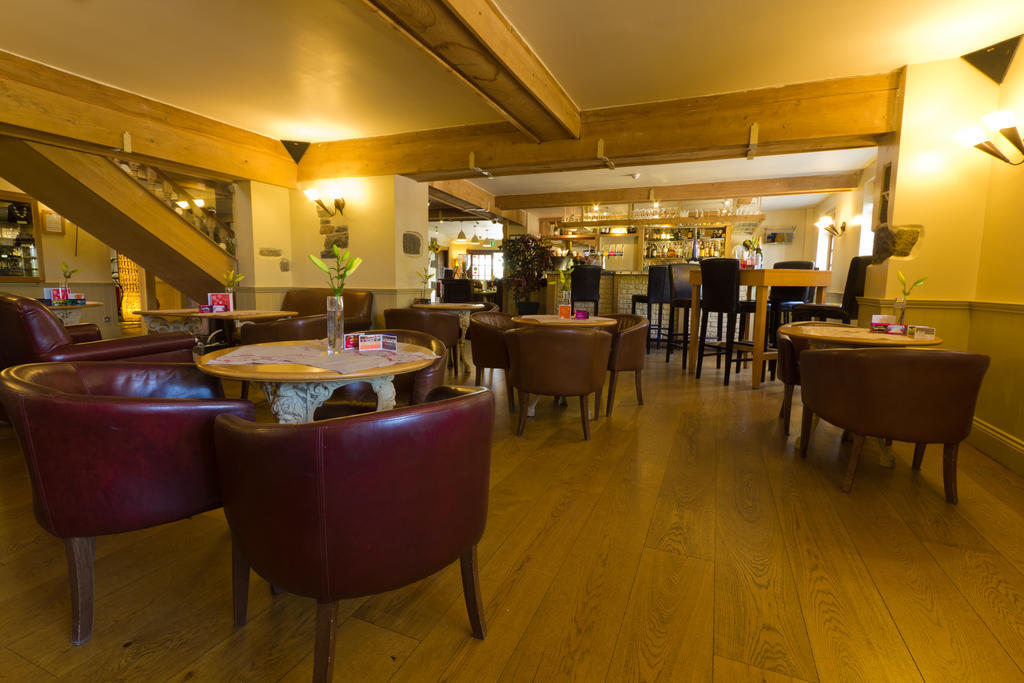 The Farmhouse Hotel And Restaurant Saint Saviour Facilidades foto