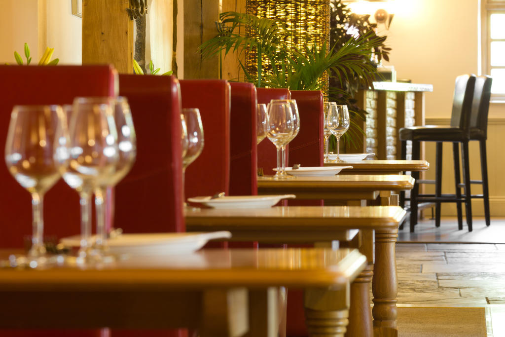 The Farmhouse Hotel And Restaurant Saint Saviour Restaurante foto